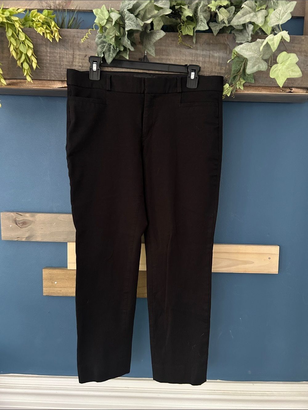 Banana Republic Women’s Black Dress Trousers Sloan Size 8